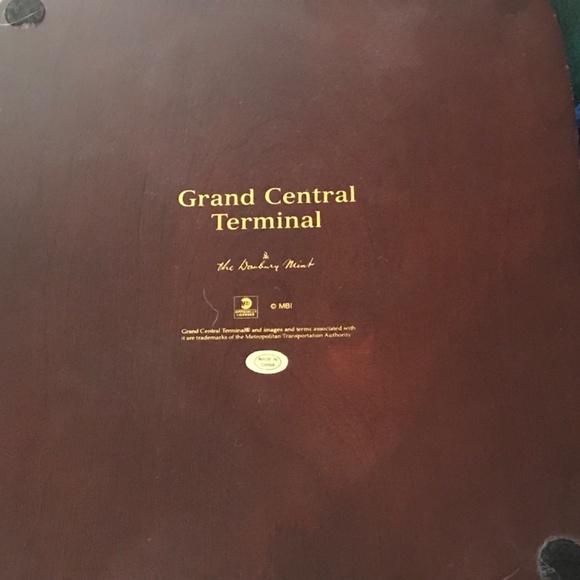Danbury Mint Grand Central Terminal Figurine - Picture 11 of 11